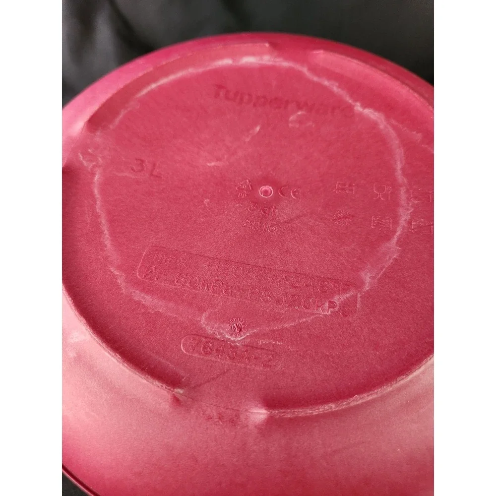 Tupperware Microwave Pressure Cooker 3 Qt/3L with Lid Burgundy Steam Pot